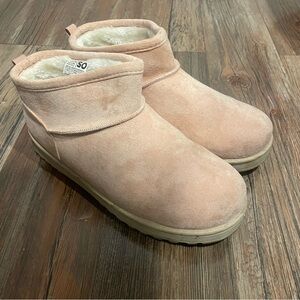 pink winter boots size 9.5 women’s